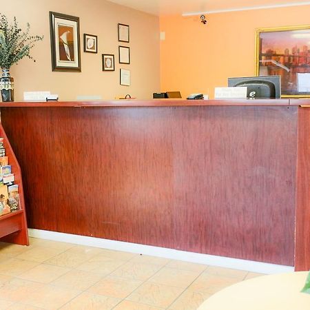 Budgetel Inn And Suites Atlanta Midtown Ngoại thất bức ảnh