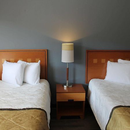 Budgetel Inn And Suites Atlanta Midtown Ngoại thất bức ảnh