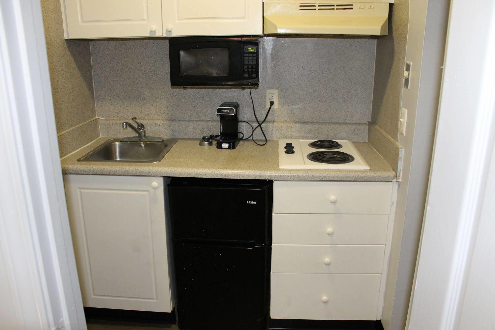 Budgetel Inn And Suites Atlanta Midtown Ngoại thất bức ảnh